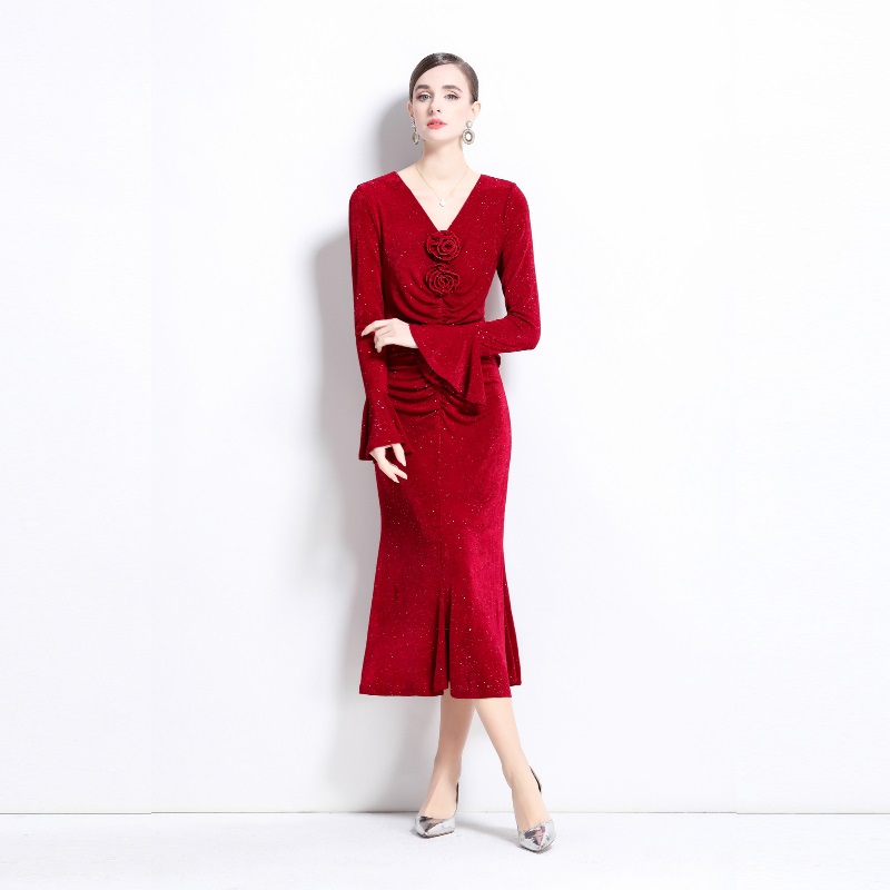 Temperament slim V-neck dress mermaid long evening dress