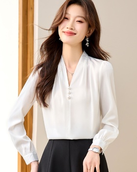 Western style V-neck niche beading temperament shirt