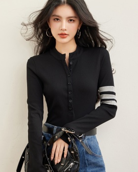 Spring Korean style tops inside the ride bottoming shirt