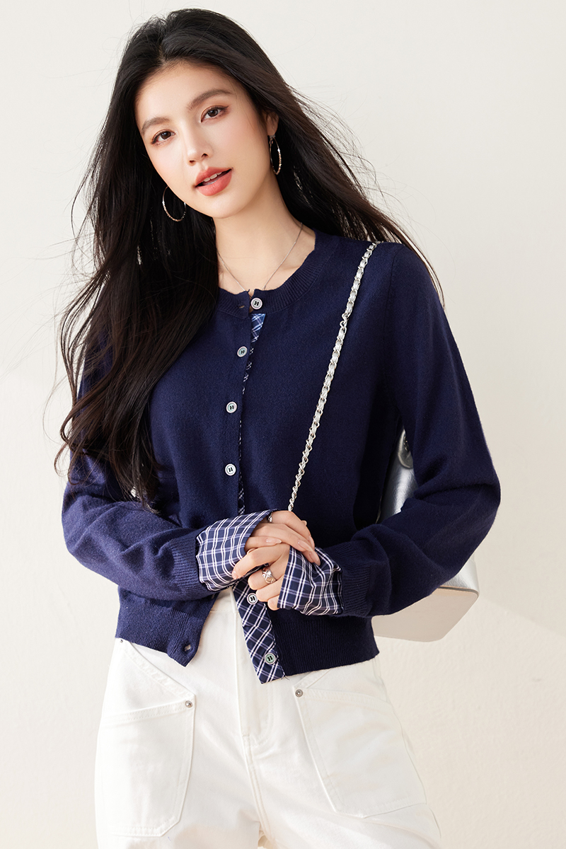 Plaid cardigan Pseudo-two sweater for women