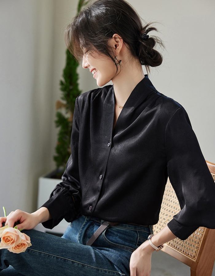 Embossing spring tops long sleeve V-neck shirt for women