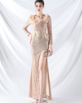 Sequins ostrich hair long sleeve evening dress