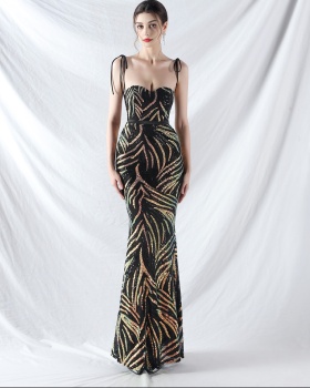 Sequins tying sling wrapped chest evening dress