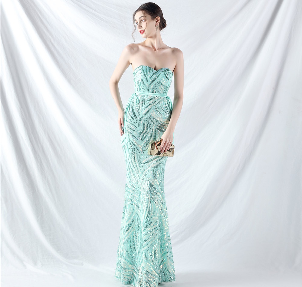 Sequins tying sling wrapped chest evening dress