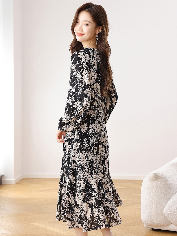 Long sleeve spring pinched waist long slim refinement dress