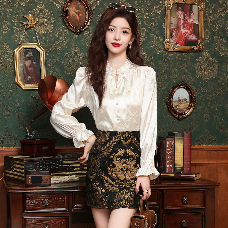 Spring jacquard A-line skirt