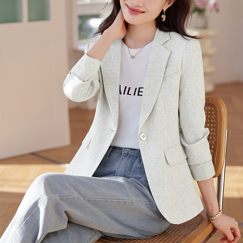 Pinched waist coat business suit for women