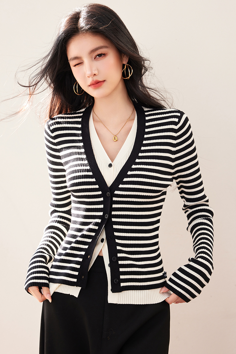 Pseudo-two knitted stripe sweater V-neck slim cardigan for women