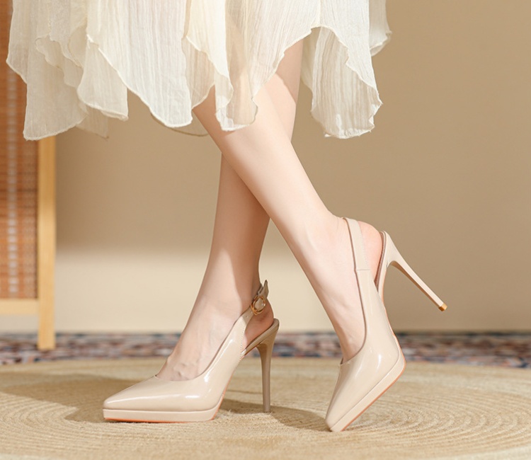 Temperament pointed sandals fine-root Korean style shoes