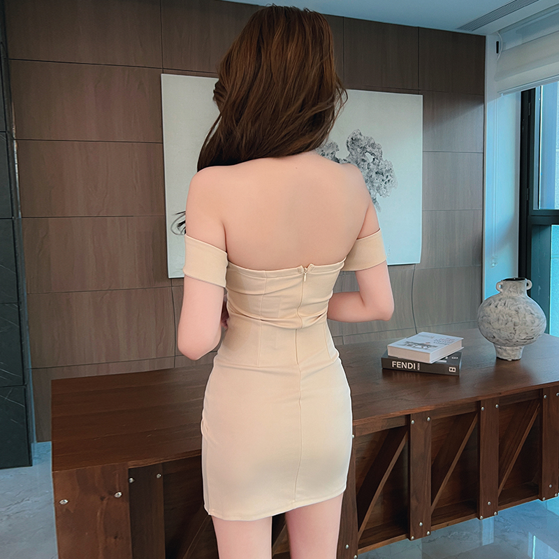 Flat shoulder hollow slim sexy V-neck dress