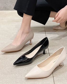 Pointed shoes fine-root high-heeled shoes