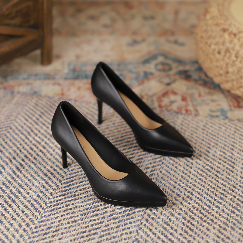 Low banquet platform fine-root high-heeled shoes