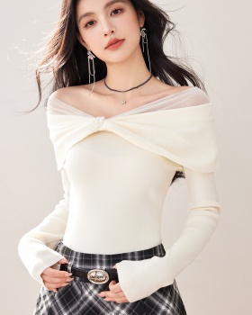 Sexy flat shoulder enticement sweater gauze splice pearl tops