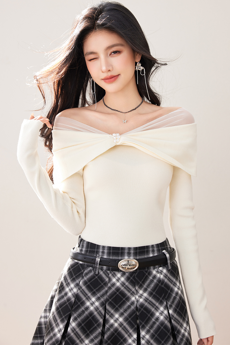 Sexy flat shoulder enticement sweater gauze splice pearl tops