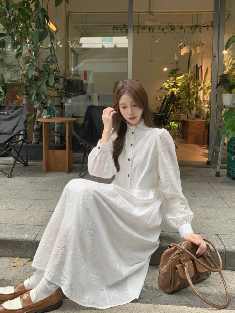 White spring dress temperament embroidery long dress for women