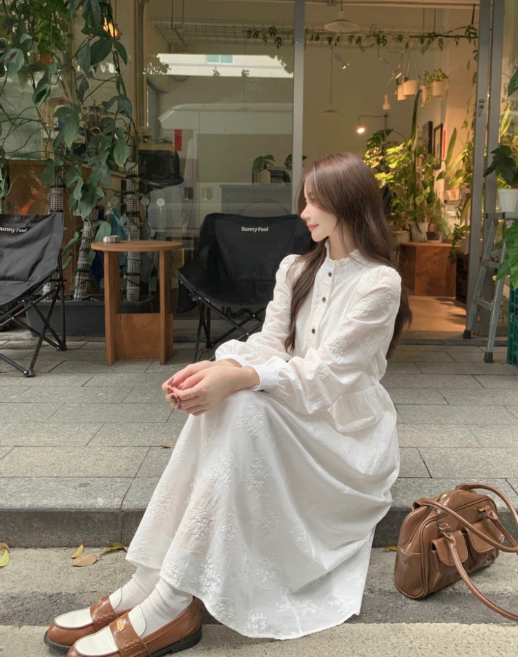 White spring dress temperament embroidery long dress for women