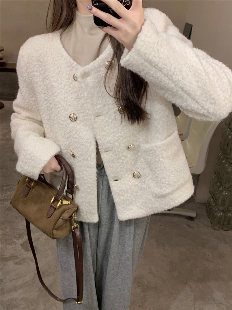 Chanelstyle round neck coat retro double-breasted cardigan