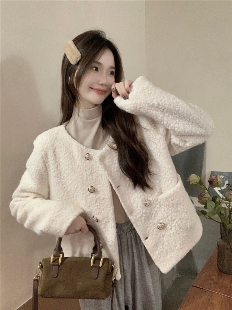 Chanelstyle round neck coat retro double-breasted cardigan