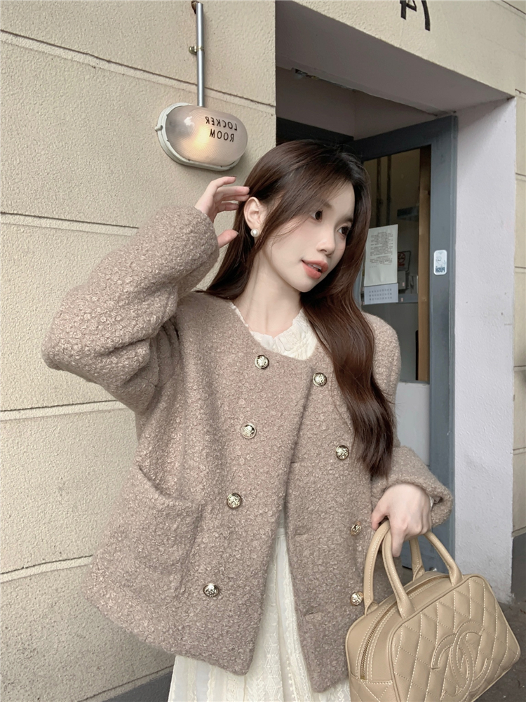 Chanelstyle round neck coat retro double-breasted cardigan