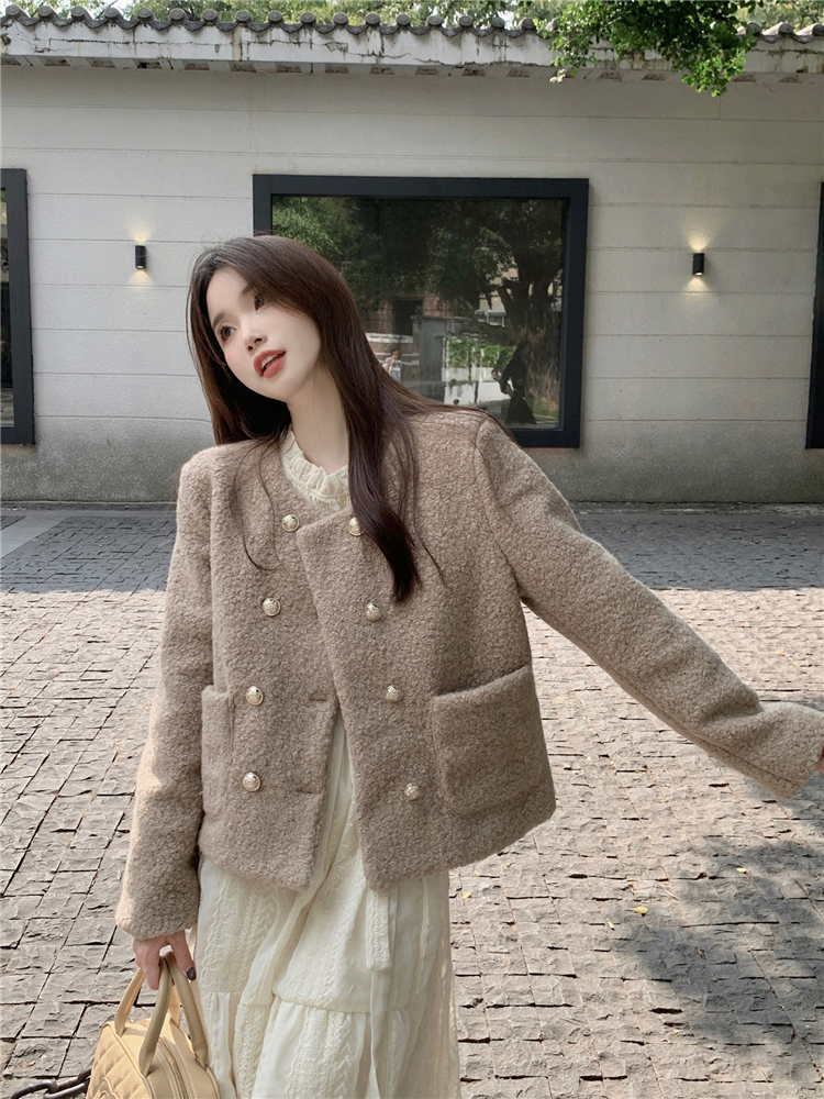 Chanelstyle round neck coat retro double-breasted cardigan