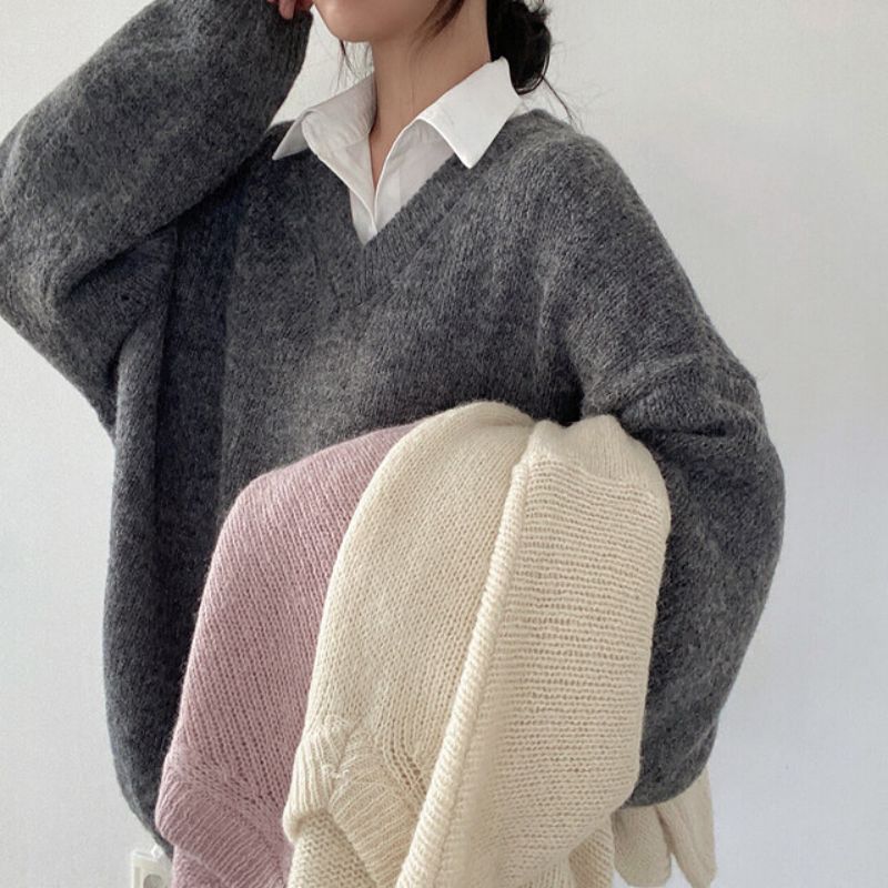 Korean style V-neck autumn and winter loose sweater for women