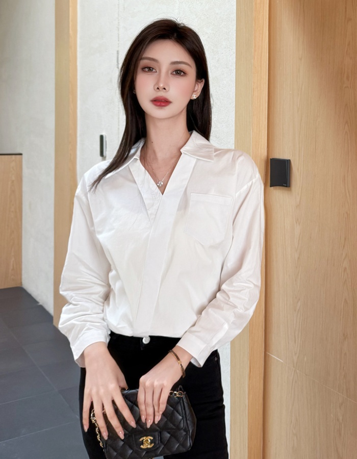 Loose V-neck light luxury tops commuting white spring shirt