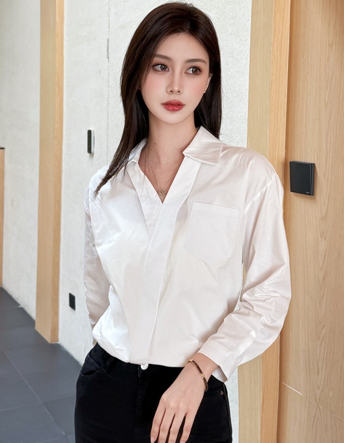 Loose V-neck light luxury tops commuting white spring shirt