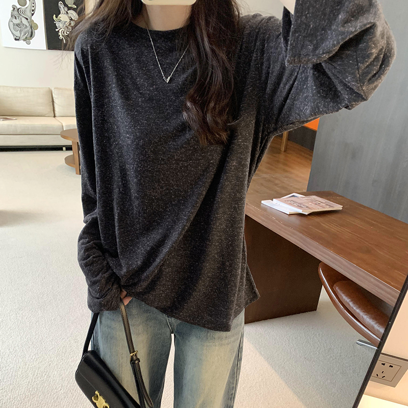 Loose basis T-shirt autumn and winter unique tops for women