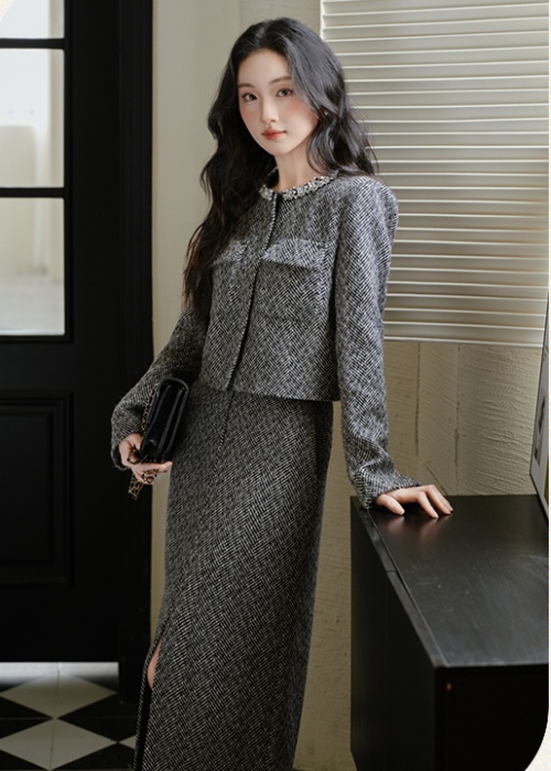 Beading coat chanelstyle skirt a set