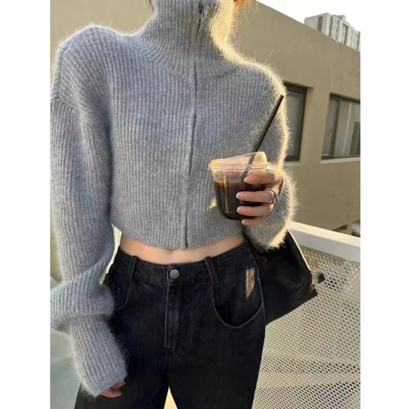 Long sleeve sweater short tops for women