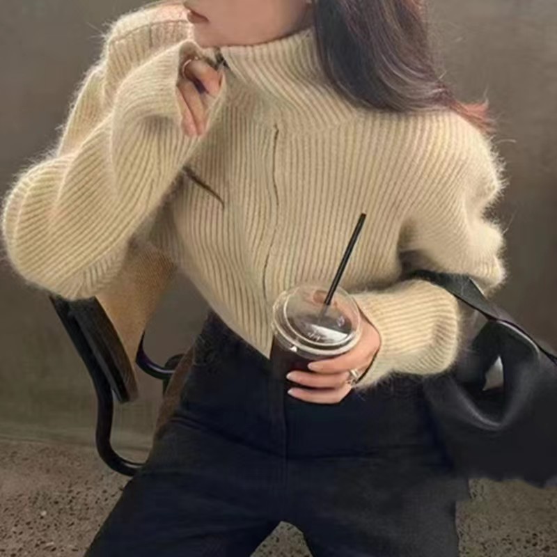 Long sleeve sweater short tops for women