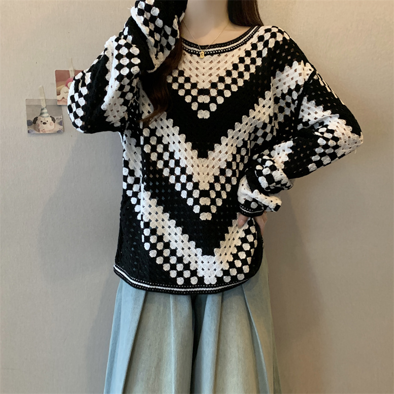 Fat hollow spring round neck all-match sweater for women