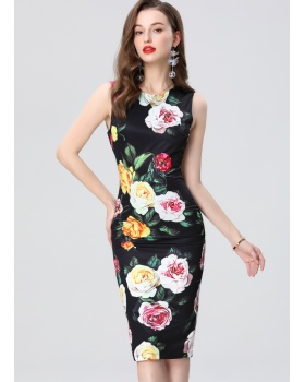 Package hip sleeveless round neck printing slim dress