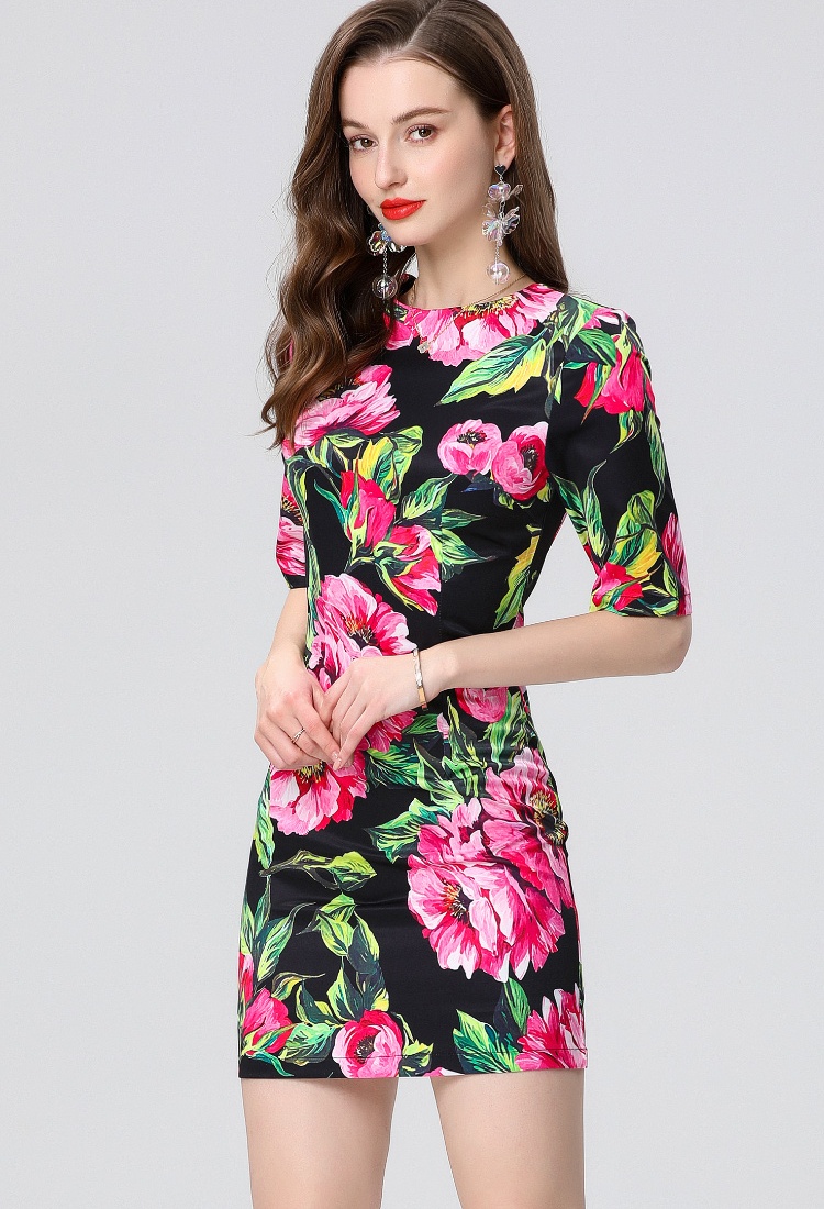 Short sleeve T-back round neck dress for women