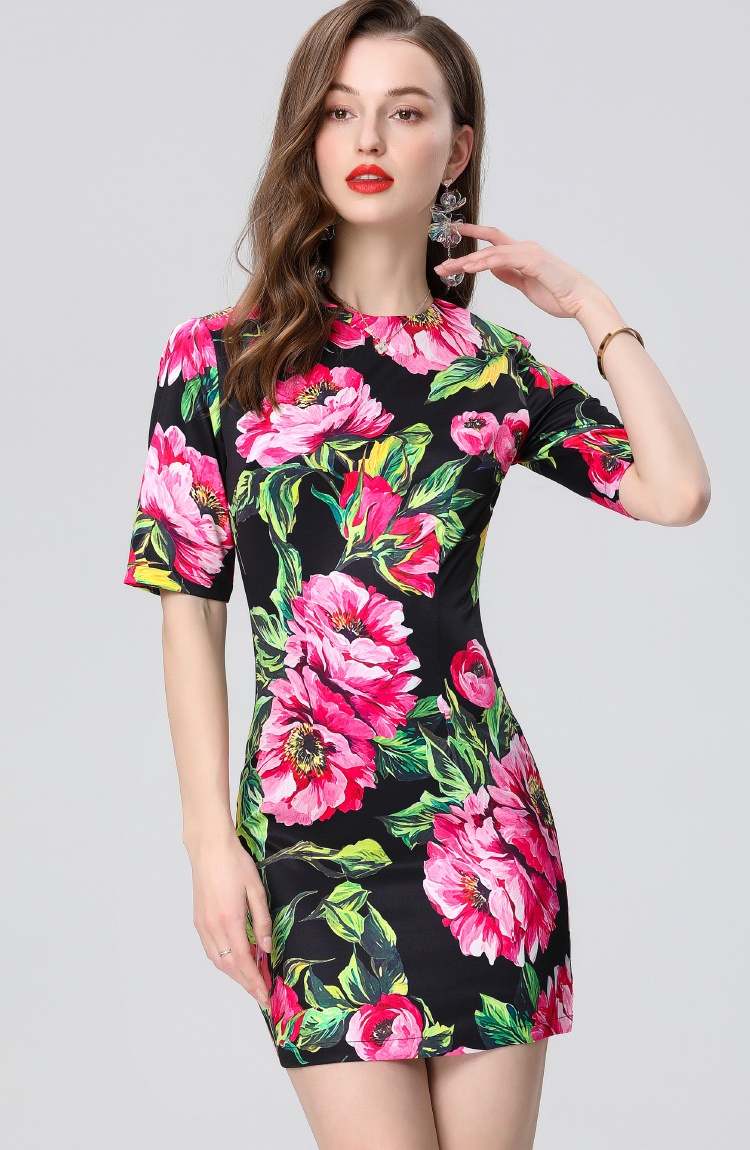 Short sleeve T-back round neck dress for women