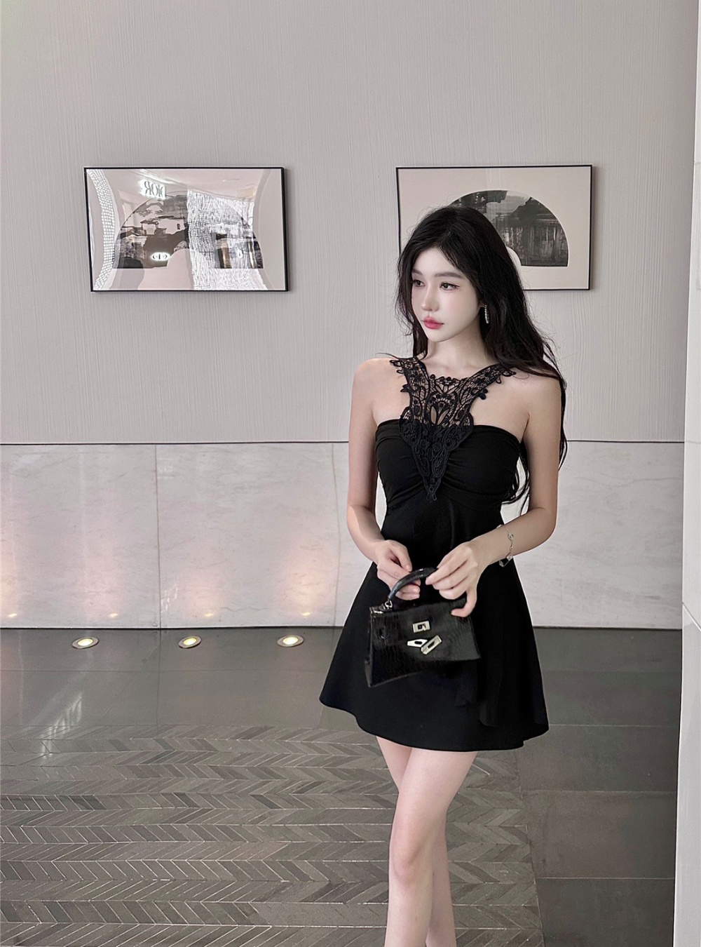 Slim black splice T-back summer fold pinched waist dress