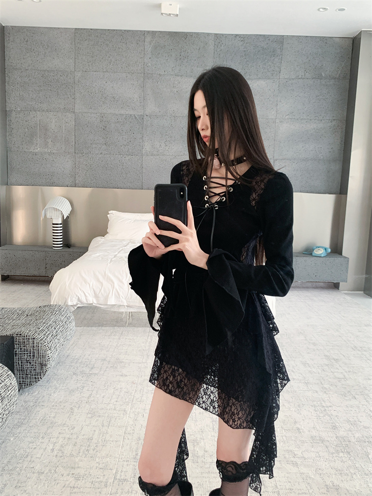 Irregular lotus leaf edges bandage knitted lace splice dress