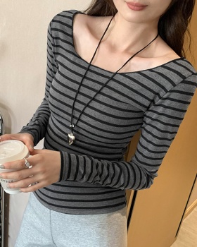 Spring and autumn T-shirt bottoming shirt for women