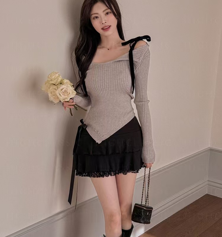 Strapless Korean style sloping shoulder sweater