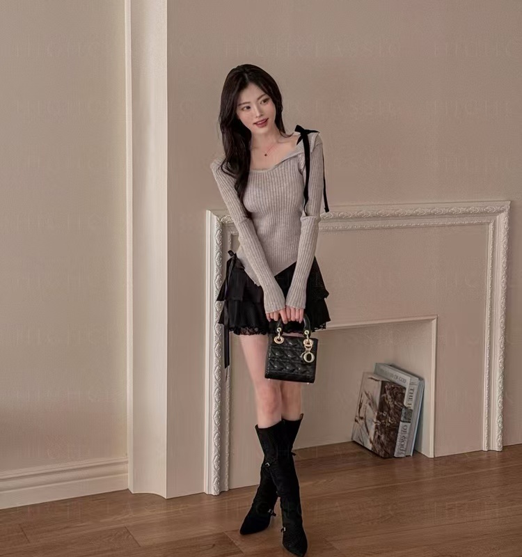 Strapless Korean style sloping shoulder sweater