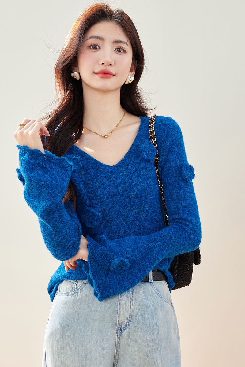 Niche trumpet sleeves sweater fashion tops for women