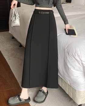 Spring and summer skirt with belt business suit