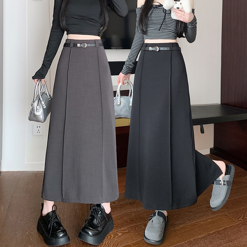 Spring and summer skirt with belt business suit