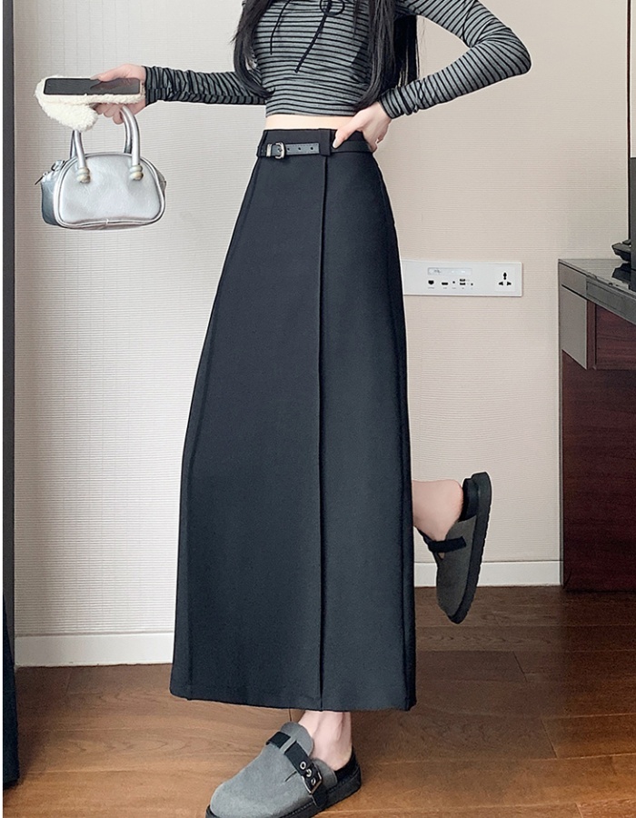 Spring and summer skirt with belt business suit