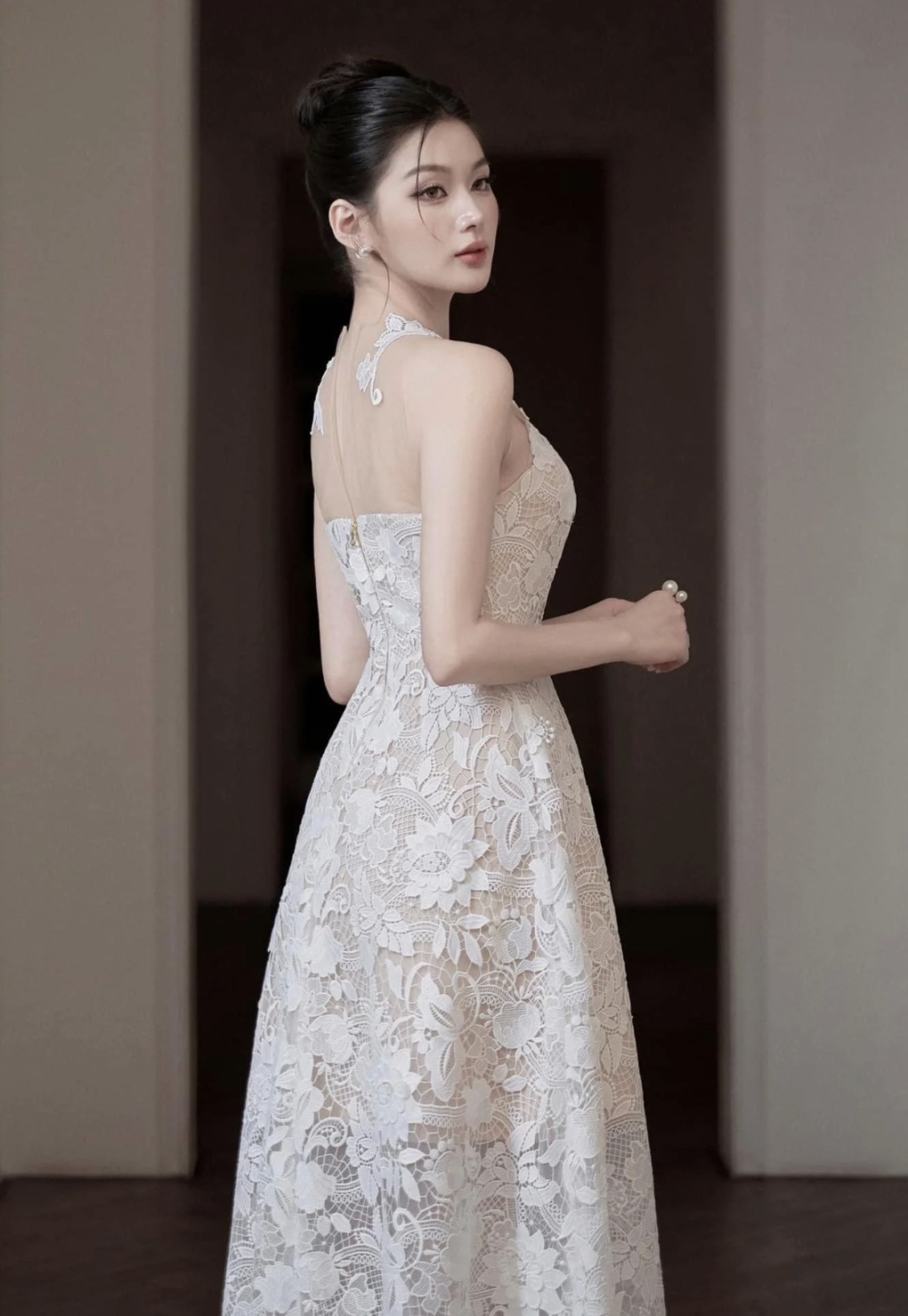 White niche formal dress wedding lace dress