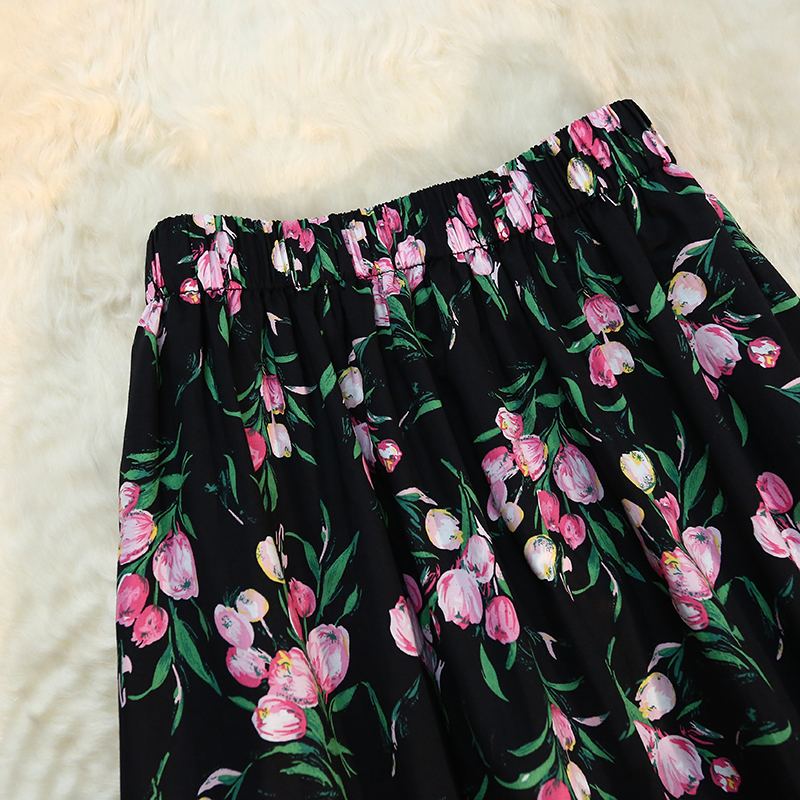 A-line long spring and summer retro floral skirt for women