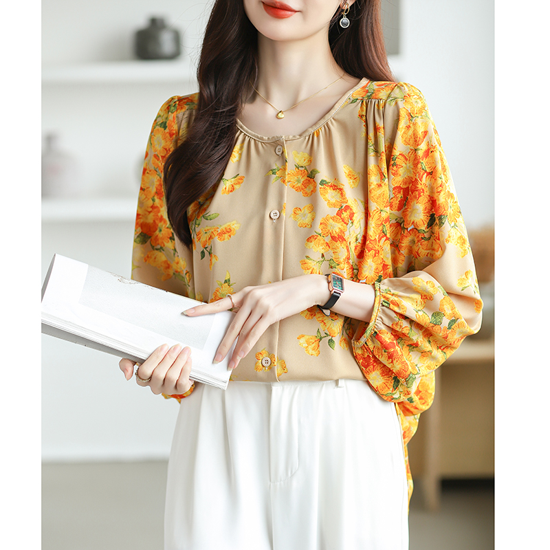 Large yard floral tops loose round neck shirt for women