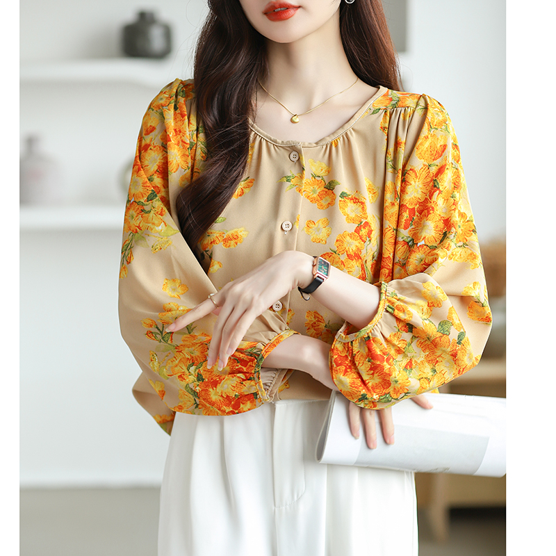 Large yard floral tops loose round neck shirt for women