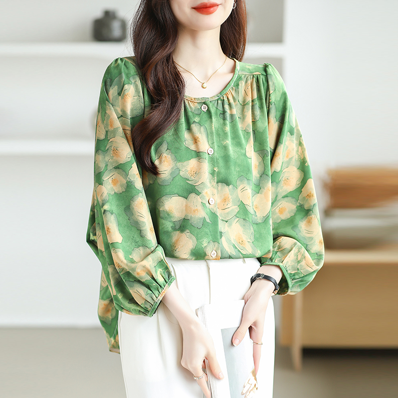 Large yard shirt round neck small shirt for women