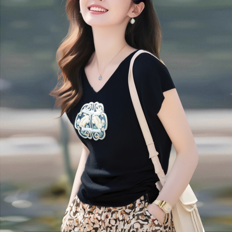 Summer Chinese style tops embroidered T-shirt for women